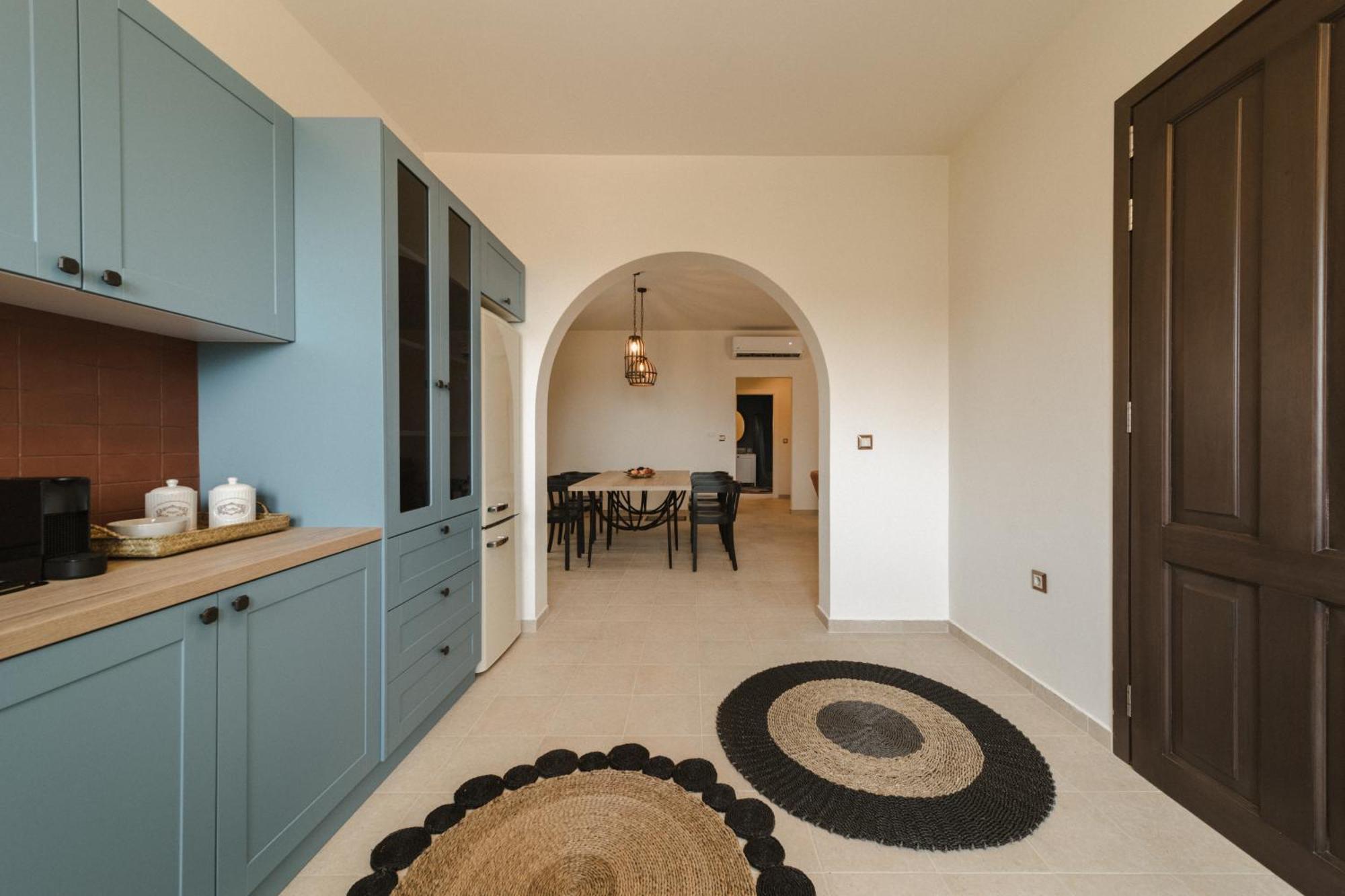 Pura Vida House